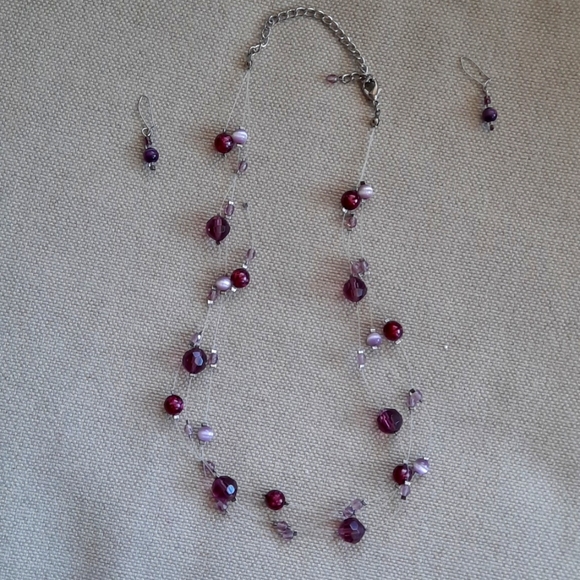 Necklace And Matching Earrings - Picture 1 of 3